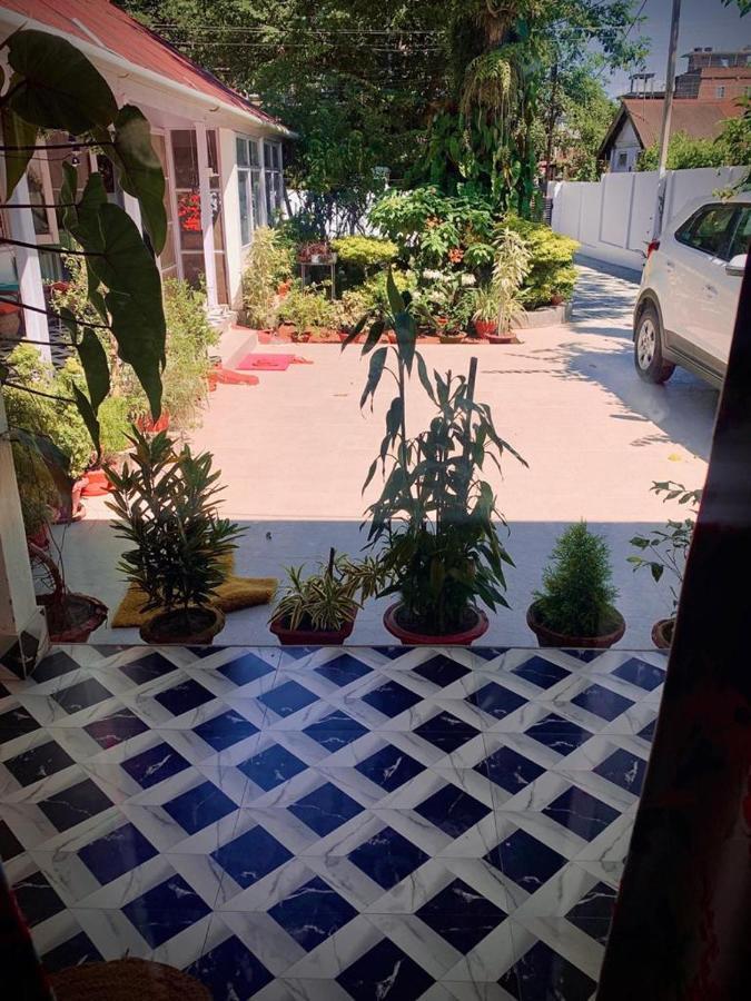 The Bhowmick'S Bungalow Tezpur Exterior photo